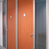 Ламинированные двери.