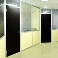 Ламинированные двери.