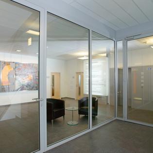 Противопожарные стеклянные